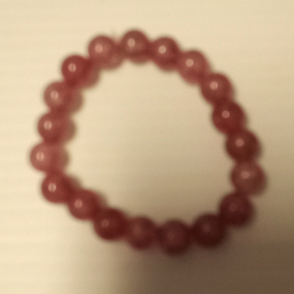 Strawberry Quartz Agate 10 MM Bead Stretch Bracelet - Picture 6 of 8